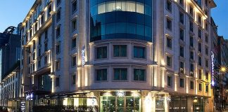 Radisson blu sisli هتل رادیسون بلو استانبول