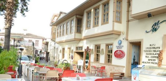 رستوران پاتیو رستوران پاتیو