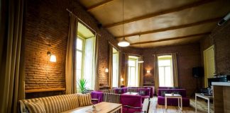 رستوران فیمس رستوران فیمس