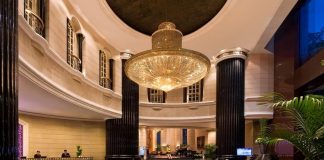 Renaissance Kuala Lumpur Hotel هتل رنسانس کوالالامپور