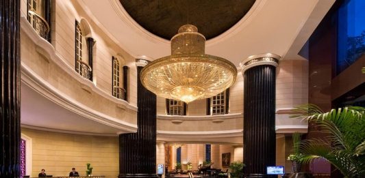 Renaissance Kuala Lumpur Hotel هتل رنسانس کوالالامپور