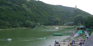 دریاچه لیسی تفلیس دریاچه لیسی تفلیس