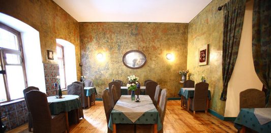 رستوران دولماما رستوران دولماما