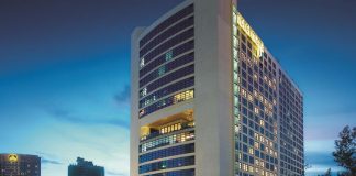 Hotel Maya Kuala Lumpur هتل مایا کوالالامپور