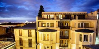 KMM هتل کی ام ام