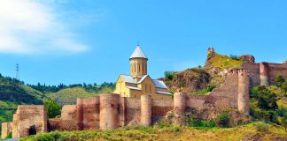 تور گرجستان ۳ و ۵ شهریور تفلیس