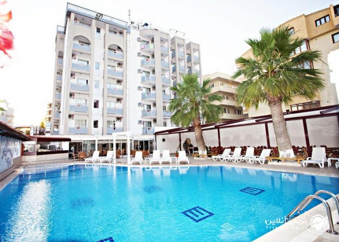 استخر روباز هتل داباکلار