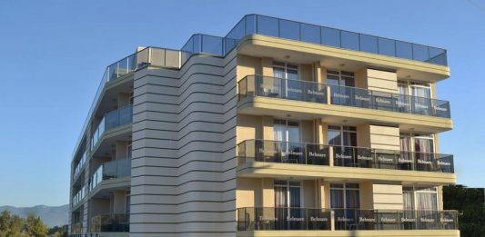 Belmare Hotel هتل بلمار کوش آداسی