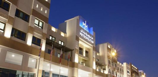 Metropolitan Hotel Dubai هتل متروپلیتن دبی