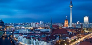 تور باکو ۲۶ آبان ۹۷ تور باکو 26 آبان 97