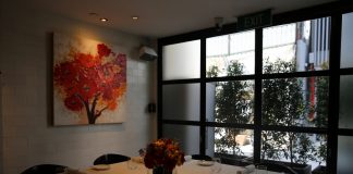 رستوران بچنلیا رستوران بچنلیا سنگاپور