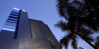 Traders Hotel Kuala Lumpur هتل تریدرز مالزی