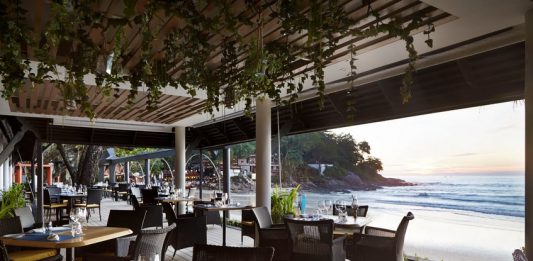 رستوران بوت هاوس رستوران بوت هاوس