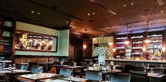 رستوران اوستریا موزا رستوران اوستریا موزا