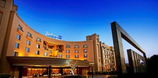Radisson Blu Plaza Delhi هتل رادیسون بلو پلازا دهلی نو