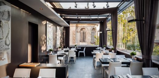 رستوران فانکی گورمت رستوران فانکی گورمت آتن