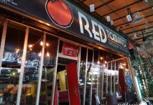 رستوران رد تومیتو