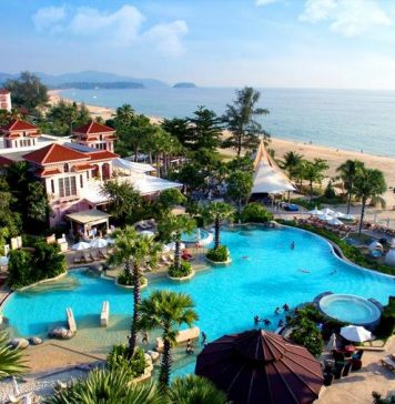 Centara Grand Beach Resort Phuket هتل سنتارا گرند بیچ ریزورت پوکت
