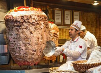 خوردنی های معروفی که در سفر به ترکیه باید امتحان کنید