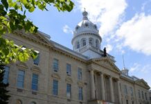 لیست ۱۰ دانشگاه برتر کانادا برای فوق لیسانس به همراه شهریه ها لیست ۱۰ دانشگاه برتر کانادا برای فوق لیسانس به همراه شهریه ها، کدام مناسب شماست؟