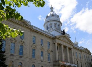 لیست ۱۰ دانشگاه برتر کانادا برای فوق لیسانس به همراه شهریه ها لیست ۱۰ دانشگاه برتر کانادا برای فوق لیسانس به همراه شهریه ها، کدام مناسب شماست؟