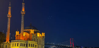 بهترین جاهای دیدنی استانبول در شب مسجد اورتاکوی