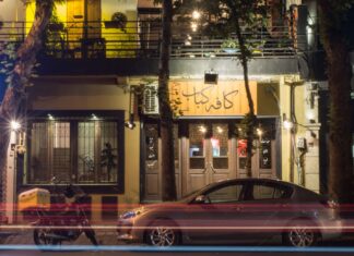 بهترین کافه های رشت (۱۰ کافه برتر شهر رشت)