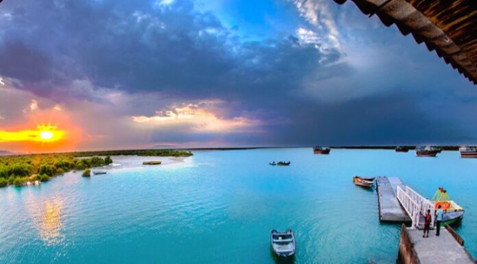 راهنمای جامع اقامت در شهرها و مقاصد گردشگری ایران